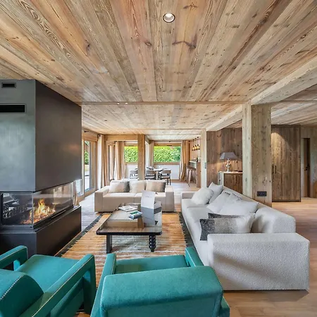 De Luxe Avec Piscine Et Espace Jeux, Proche Centre De - Fr-1-569-140 Chalet *