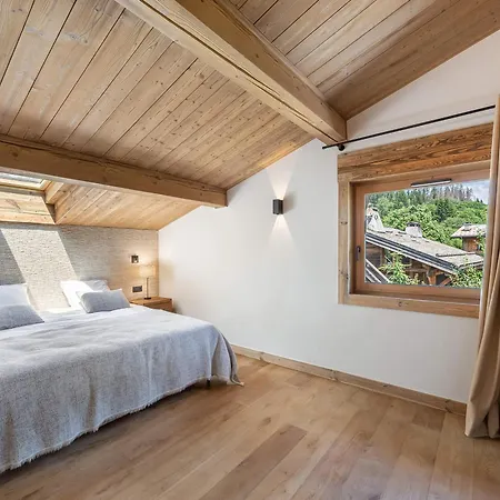 De Luxe Avec Piscine Et Espace Jeux, Proche Centre De - Fr-1-569-140 Chalet