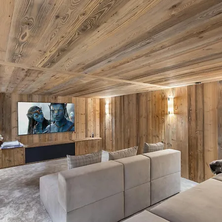 Chalet De Luxe Avec Piscine Et Espace Jeux, Proche Centre De - Fr-1-569-140 Megeve